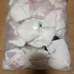 スーパーの袋約50個の画像