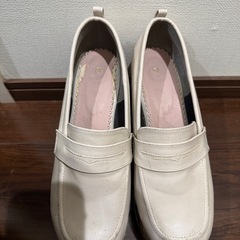 YOSUKE 厚底ローファーの画像