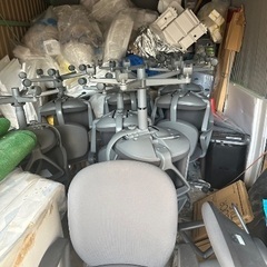 チェア17台の画像