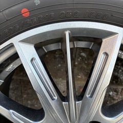 ★大幅値下げ★【205／65R16（1シーズン使用）】ヤリスクロス・アルファードなどスタッドレスタイヤ＆ホイール４本セットの画像
