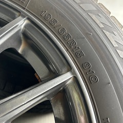 スタッドレスタイヤBLIZZAK VRX3  
の画像