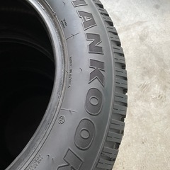 215/60R16 スパイクタイヤ
の画像