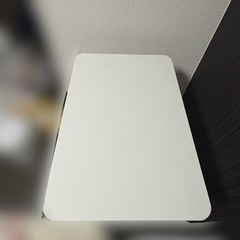 【12／15まで掲載】テーブル(可動式)の画像