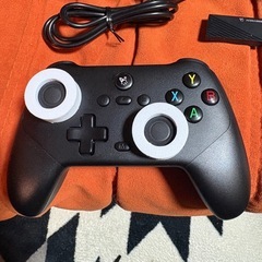 ゲームパッド　ゲームコントローラー　無線   ほぼ未使用 の画像