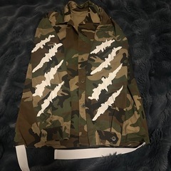 メンズ服　迷彩柄　Mサイズの画像
