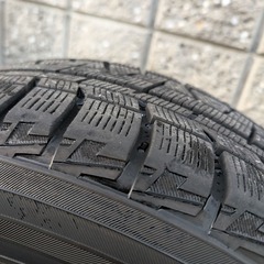 【直接引き取り限定】ボルボ VOLVO 純正 ホイール＆スタッドレス 4本セット V40 2020製 ice GUARD 205/60R16の画像