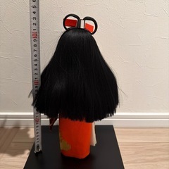 日本人形 オレンジ花柄着物の画像