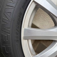 スタッドレスタイヤ＆ホイール4本セット205/65R
16  .21年の画像