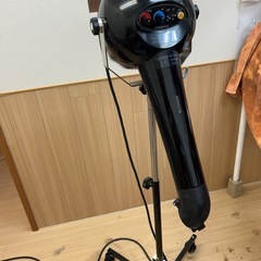 HTD550ハイパーターボドライヤー十字足スタンド（ブラック）の画像