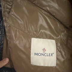 モンクレールダウンジャケットの画像