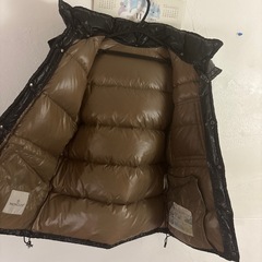 モンクレールダウンジャケットの画像