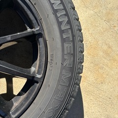 ヤリスクロス用スタッドレスタイヤ&アルミホイール4本セットの画像
