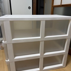 衣服ケースの画像