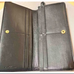 MARC JACOBS  長財布 黒の画像