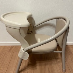 豆椅子&テーブルの画像