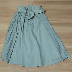 フレア×プリーツスカートの画像