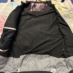 タイダイ柄　スノーボードウェア　スキーウエア　ウインデックス　リフト券入付の画像