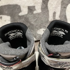 atomic　スキーブーツの画像