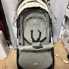 joieのトラベルシステムベビーカーチャイルドシートの画像