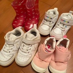 〈美品多数〉一足　13cm  13.5cm  子供　スニーカーの画像