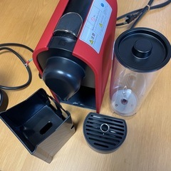 ネスプレッソ（2013年製）&ミルクウォーマーの画像