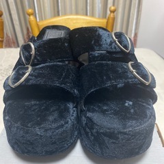 厚底サンダル　24cmの画像