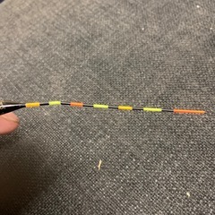 釣り浮き　長さ　14㎝くらい　ヘラブナ釣り？ メーカー写真にて確認　曲がってます。の画像