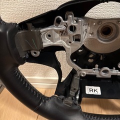 ランドクルーザープラド純正ステアリングの画像