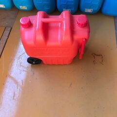 灯油用ポリタンク欲しい人どうぞの画像