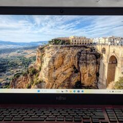 🎅富士通🌟LifeBook🌟AH45B2🌟美品赤🌟SSD256GB🌟WIN11🌟Office2021の画像