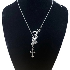 CH ネックレスの画像