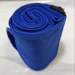 新品❤️ 折りたたみバッグ 青色　ストラップの画像