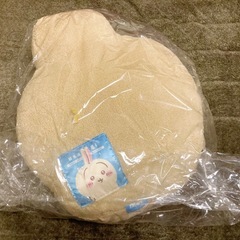 【相談中】新品未使用　ちいかわ　もこもこダイカットクッションの画像