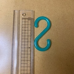 s字フック　プラ製　たくさんの画像