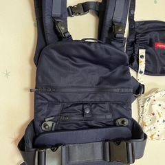 【美品】アンジェレッテangelette ベビーキャリア　抱っこ紐ネイビー日本製の画像