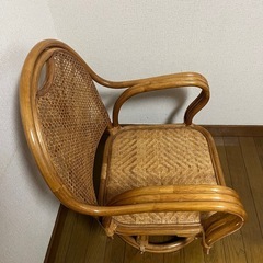 ラタン　籐　回転椅子の画像