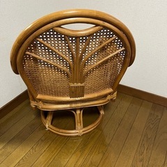 ラタン　籐　回転椅子の画像