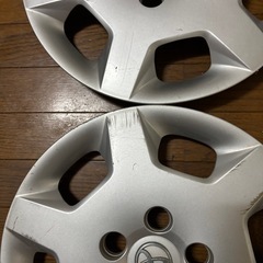 トヨタ純正ホイールキャプの画像