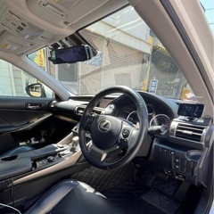 車検付き！レクサスIS300h バージョンLハイブリッド 車検9年6月迄の画像