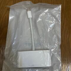 【新品・未使用】Apple純正　USB-C VGA マルチポートアダプターの画像