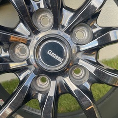 215/60R17 スタッドレスタイヤの画像