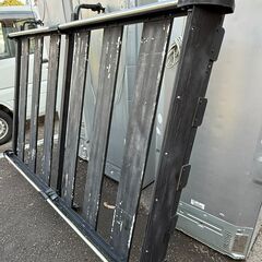  ルーフラック（ルーフキャリア） スラット（板）　サイドレール　ハイエース　キャラバン　大きさ約150cm×195cm×35cmの画像