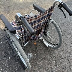 松永製作所製　車椅子AR-501 アルミ製多機能車いす　折りたたみ、背折れ、、介助ブレーキの画像
