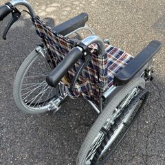 松永製作所製　車椅子AR-501 アルミ製多機能車いす　折りたたみ、背折れ、、介助ブレーキの画像