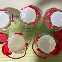 果実酒、梅干し用のビン
の画像