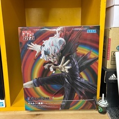 ダンダダン　フィギュア　8個ありますの画像