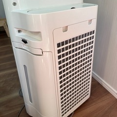 SHARP 2019年度製　空気清浄機の画像