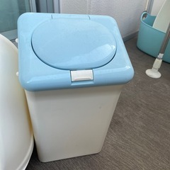 猫システムトイレとダストボックスセット　の画像