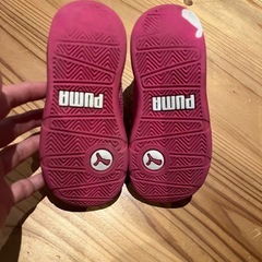 PUMAのキッズスニーカーの画像