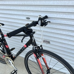 GIANT クロスバイクの画像